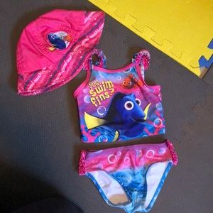 Finding dory 3T girls bikini swimsuit set and hat